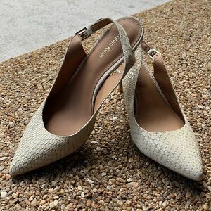 New Calvin Klein beige sling back pumps, size 6 1/2.